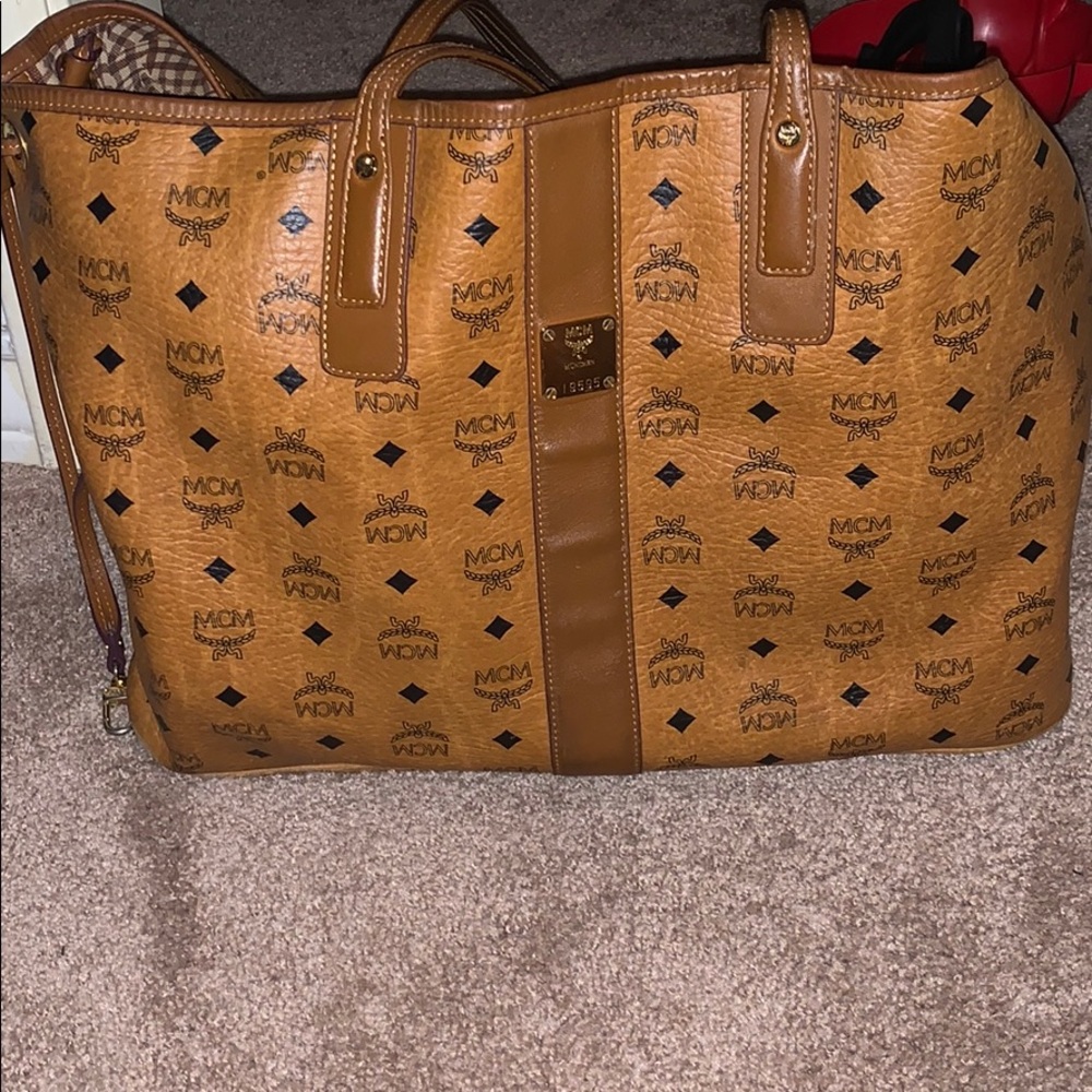AUTHENTIC - Large MCM reversible  tote